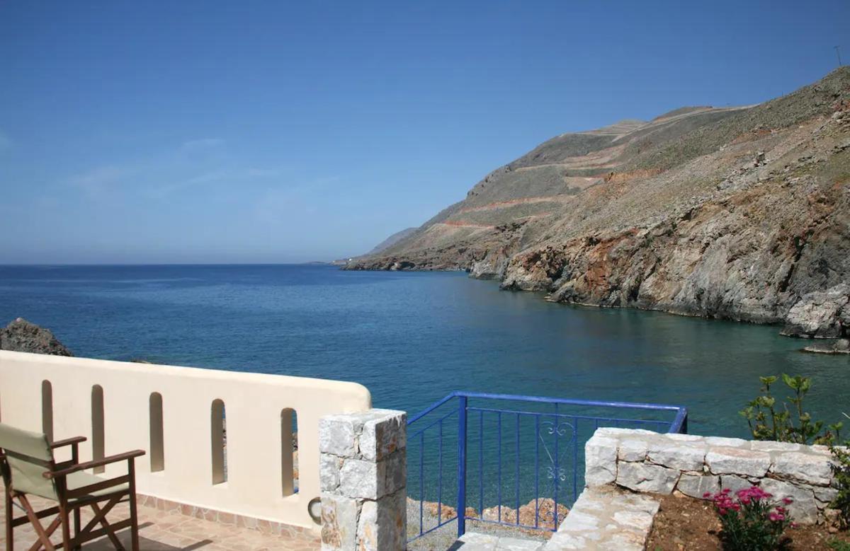 On The Beach Apartments Khóra Sfakíon المظهر الخارجي الصورة