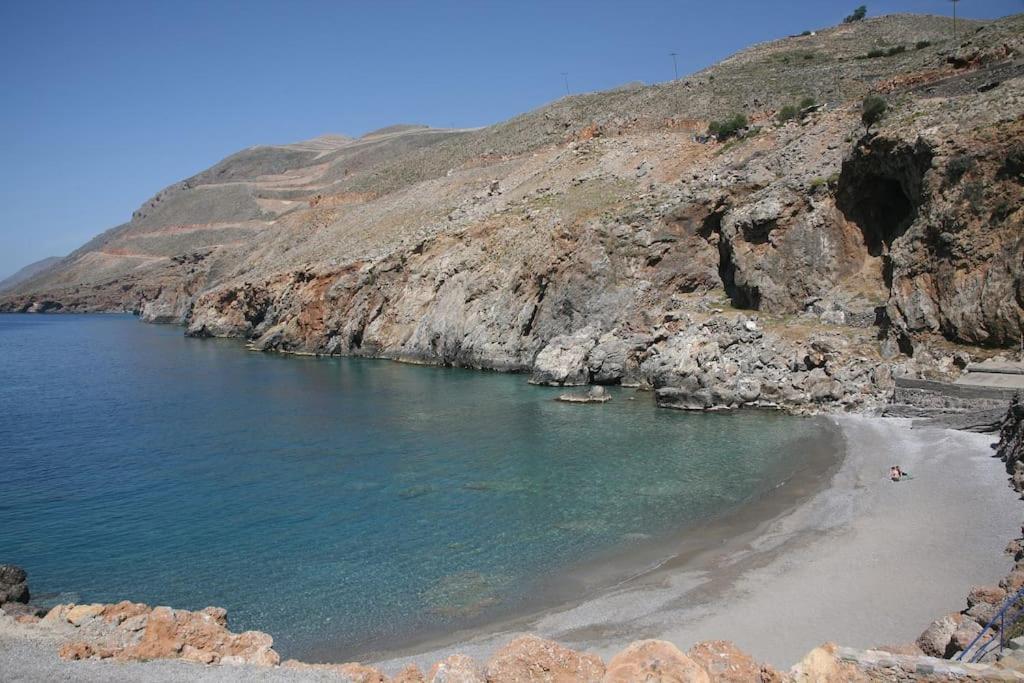 On The Beach Apartments Khóra Sfakíon المظهر الخارجي الصورة